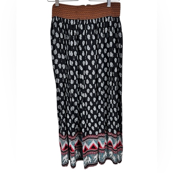 Marie Claire midi skirt, Large, navy pattern, Western Country Boho - Picture 4 of 4